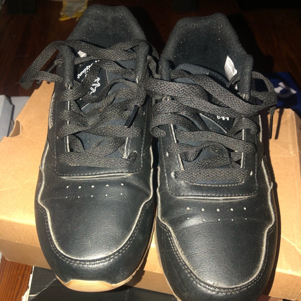 Women’s sneakers